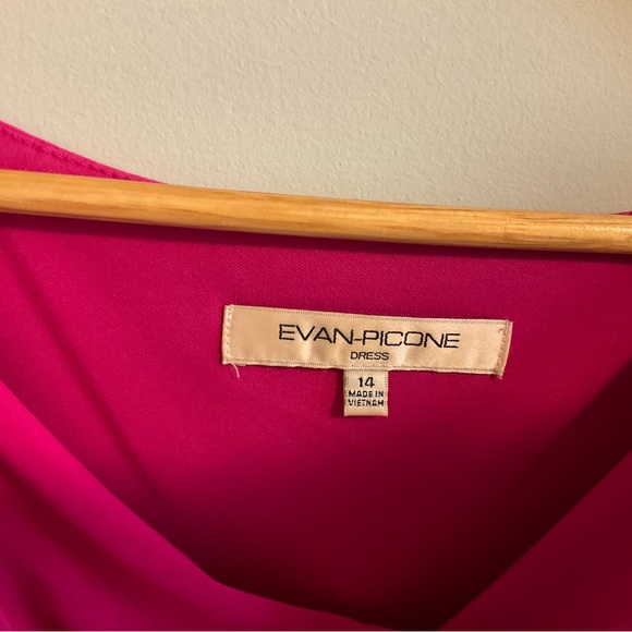 Hot Pink Versatility ! - Picture 2 of 3